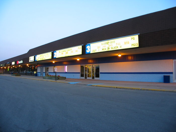 Riverside Cinemas - June And July 2002 (newer photo)